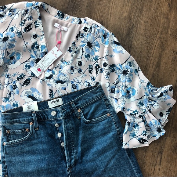 Parker Tops - NWT Parker Flutter Sleeve Floral Top - Size S